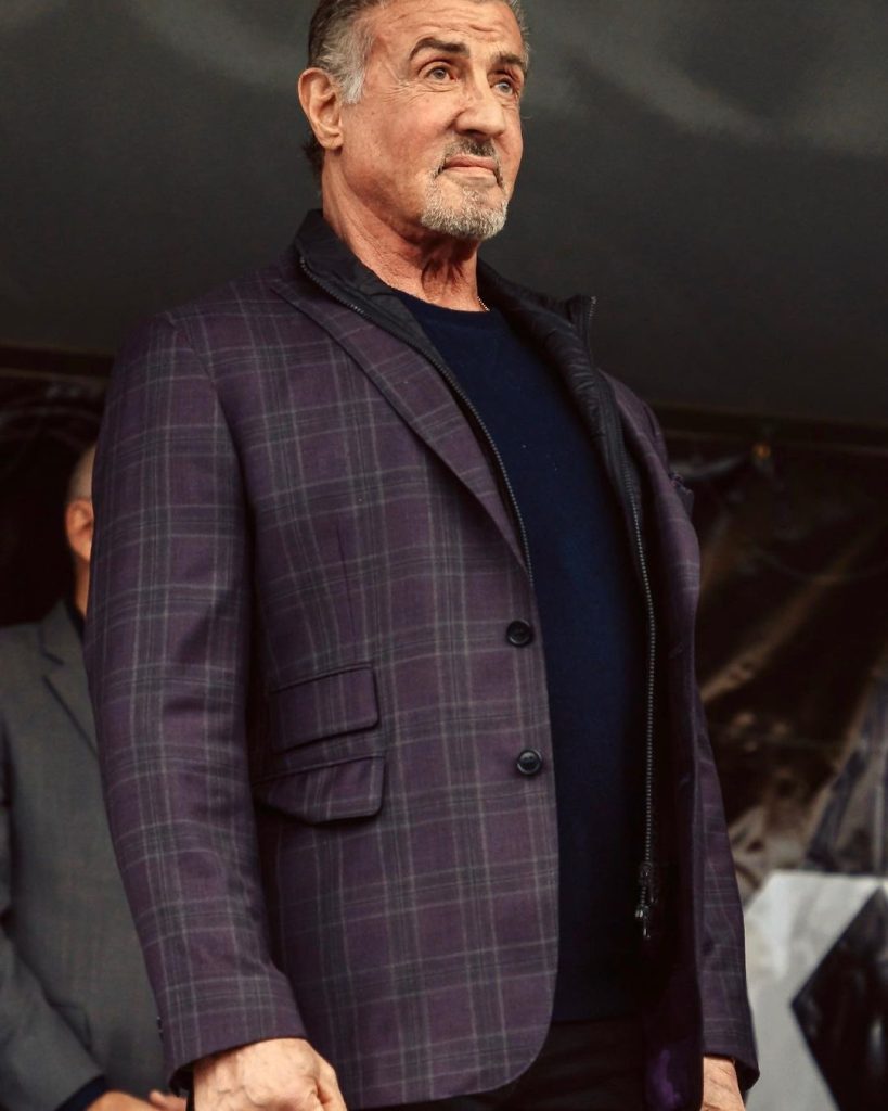 Sylvester Stallone afirma que Jesus é inspirado para qualquer um ir mais longe.